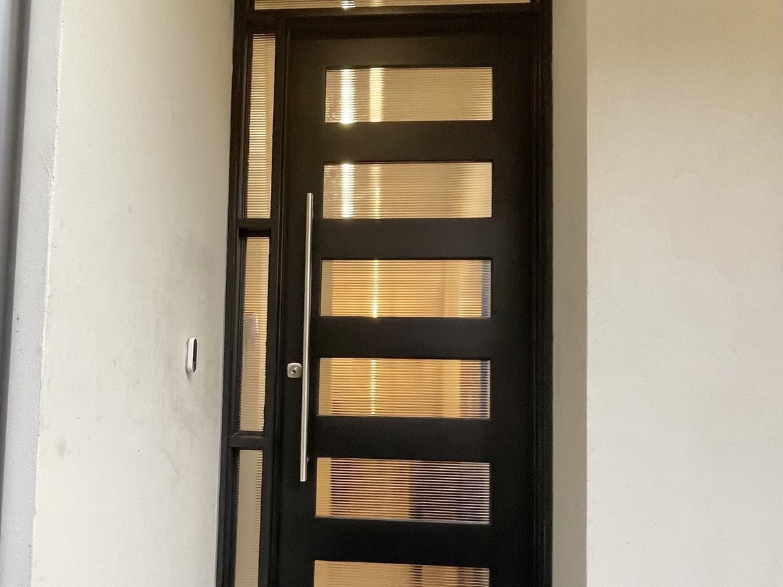 custom-exterior-door-installation-carrollton